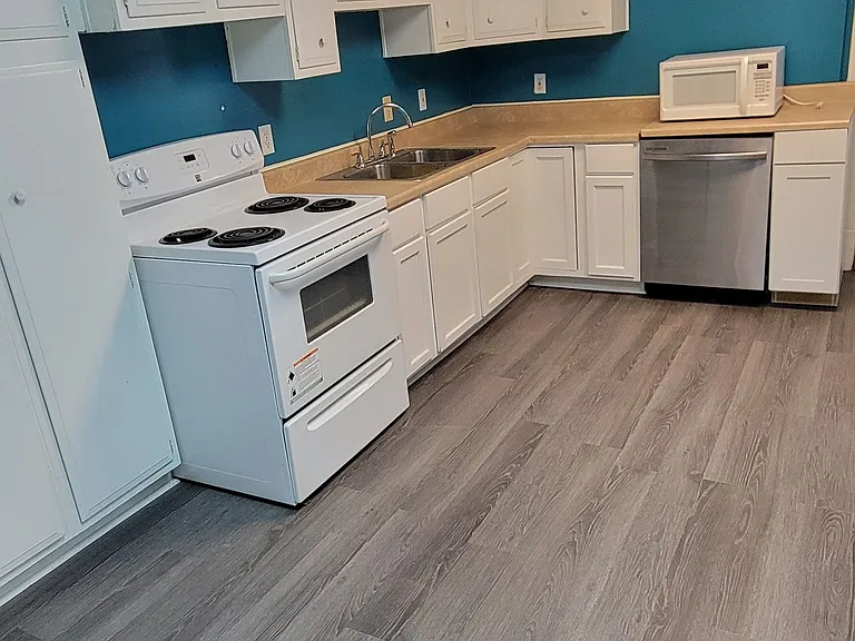 4005 Bell St #MAIN — Photo 7
