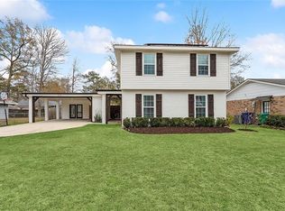213 Live Oak St, Mandeville, LA 70448