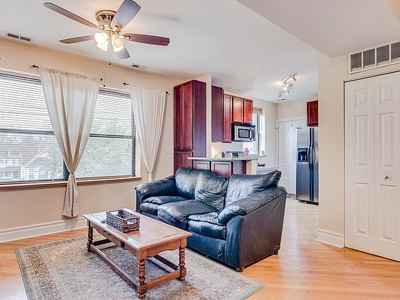 4th image of 4842 N Ashland Ave #3W