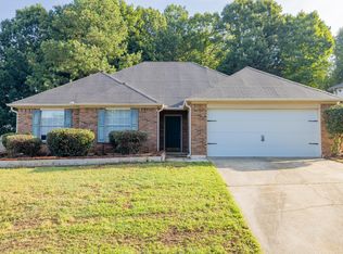 209 Alexis Ave, Stockbridge, GA 30281