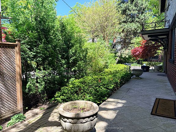 2nd image of 16 Wells Hill Ave