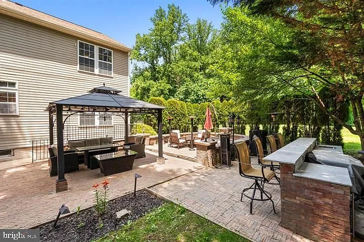 12104 Guinevere Pl — Photo 40
