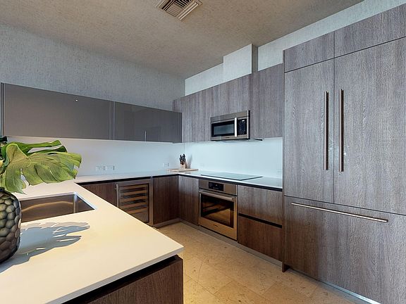 4th image of 88 SW 7th St APT 4003