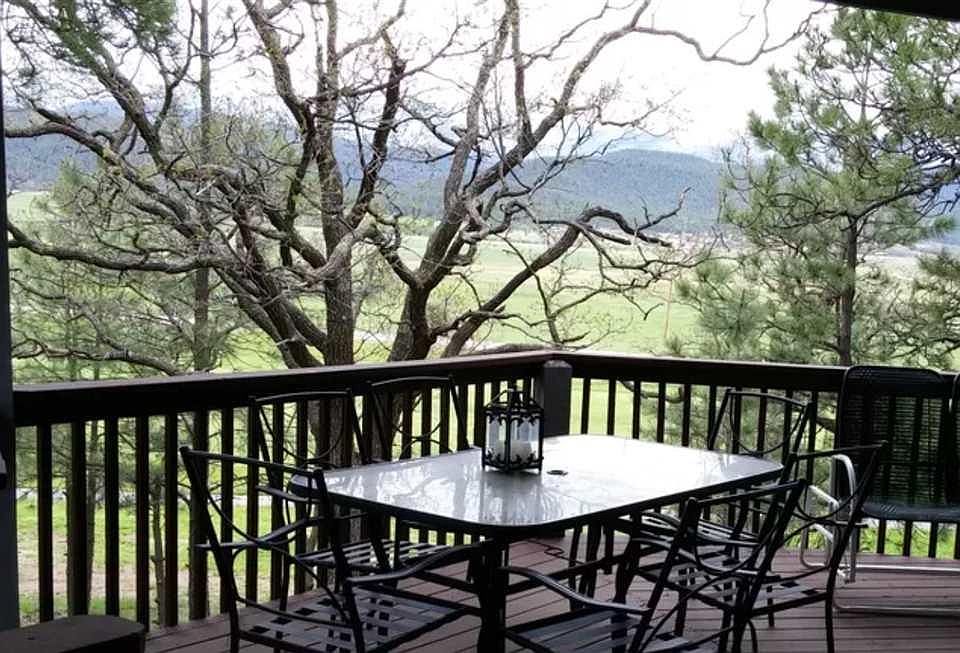 2nd image of 24 Valley View Ct