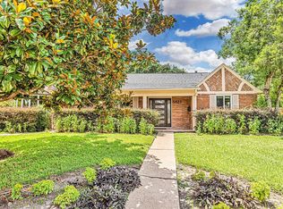 5822 Warm Springs Rd, Houston, TX 77035