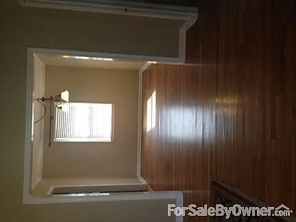 2nd image of 1016 Flanders Dr