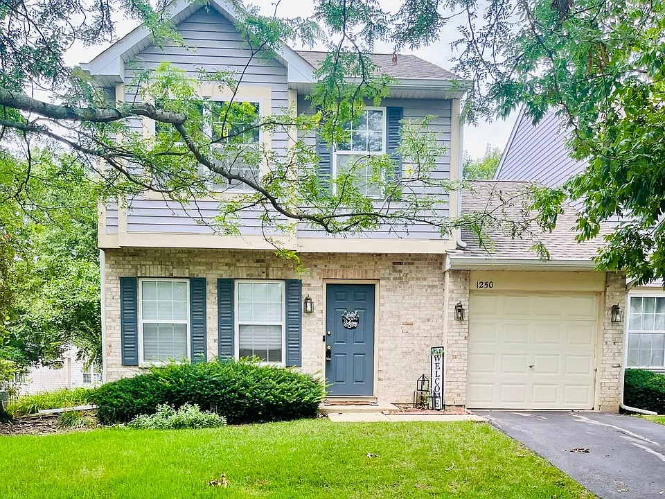 1250 N Split Oak Cir #1250