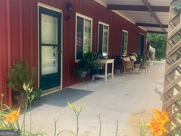 456 Singer Ln, Abbeville, AL 36310