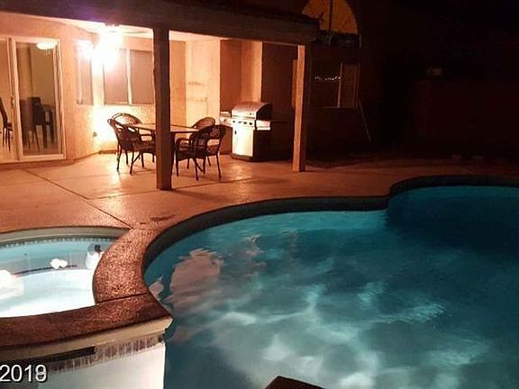 4th image of 7336 Queen Palm Dr