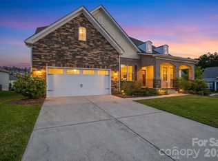 900 Raffaelo Vw, Mount Holly, NC 28120