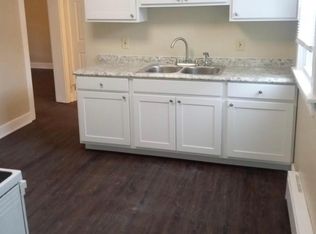 201 Locust Ave APT 2, Clairton, PA 15025