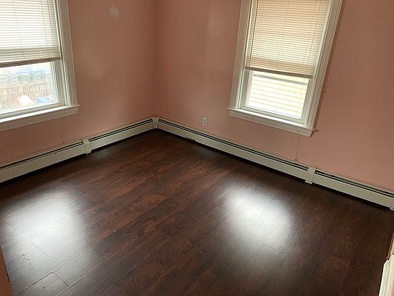 3rd image of 145 Indiana Ave