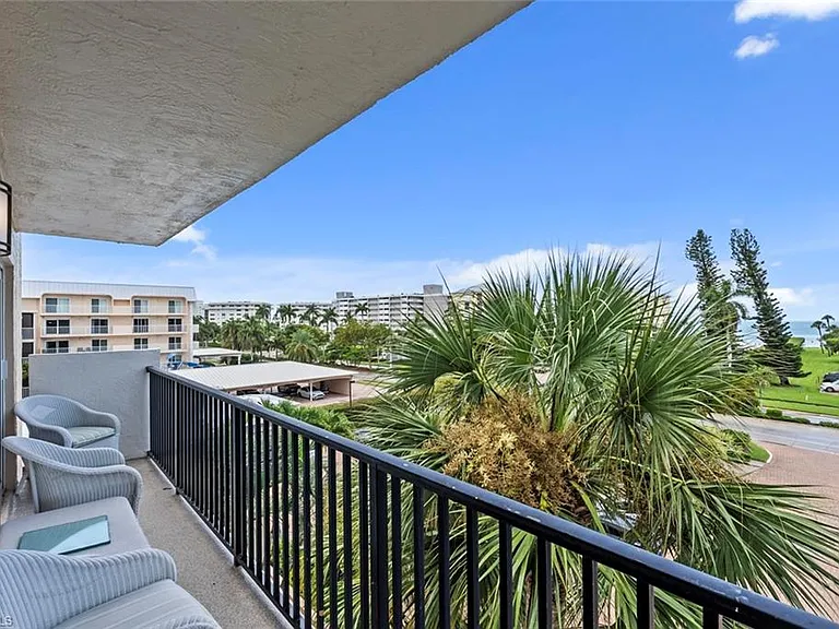 3500 Gulf Shore Blvd N #408 — Photo 18