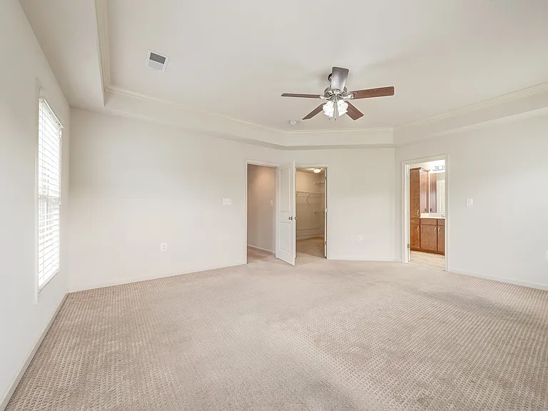 42230 Castle Ridge Sq — Photo 19
