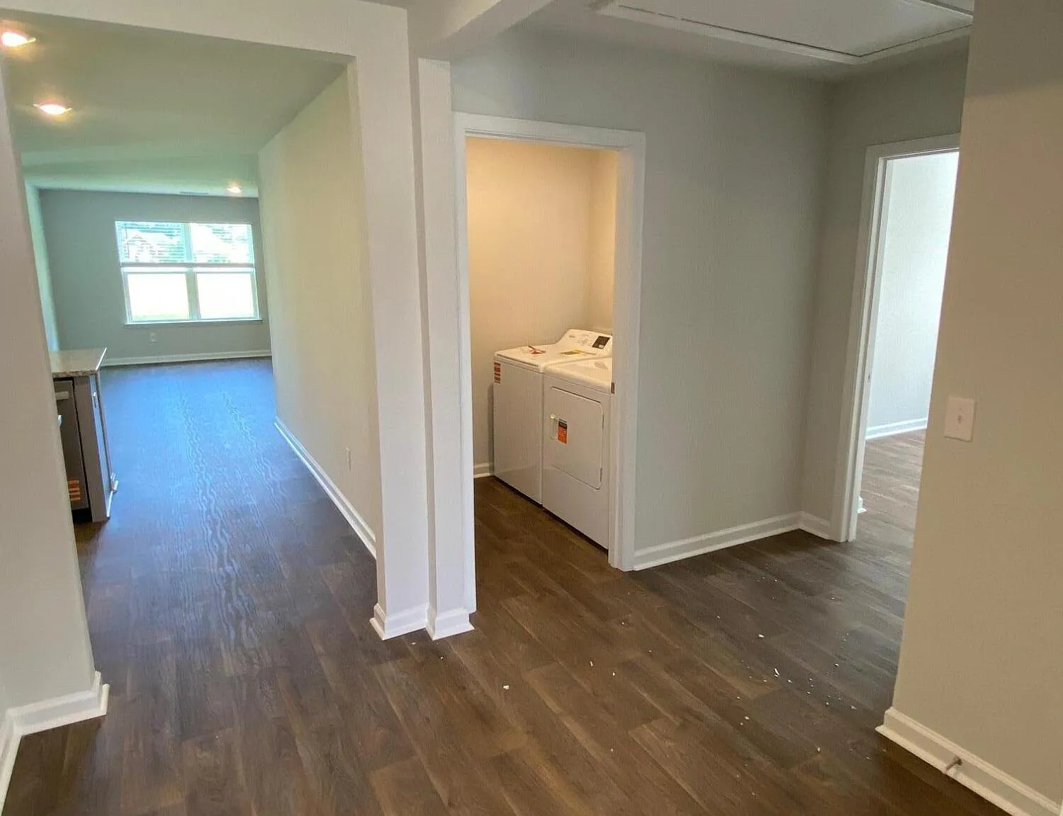 4 bed, 2.0 bath, 1782 sqft, $2,500 — Photo 3