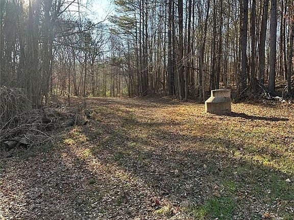 5th image of 0 Collier St SW