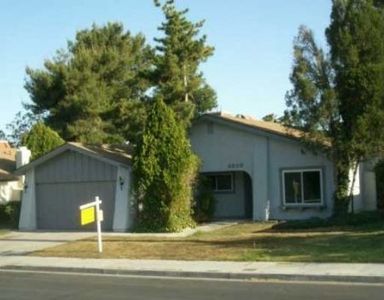 6805 Zamora Dr, Las Vegas, NV, 89103