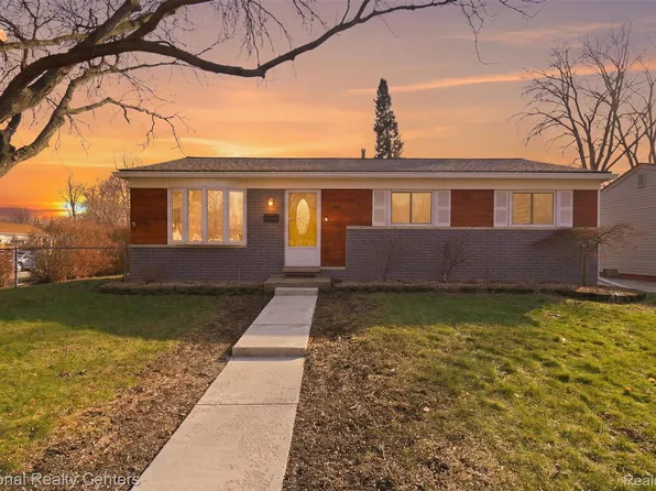 39209 Nottingham St, Westland, MI 48186