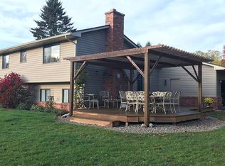 5700 Murland Holw, White Lake, MI 48383