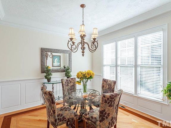 2nd image of 3513 Sparrowwood Dr