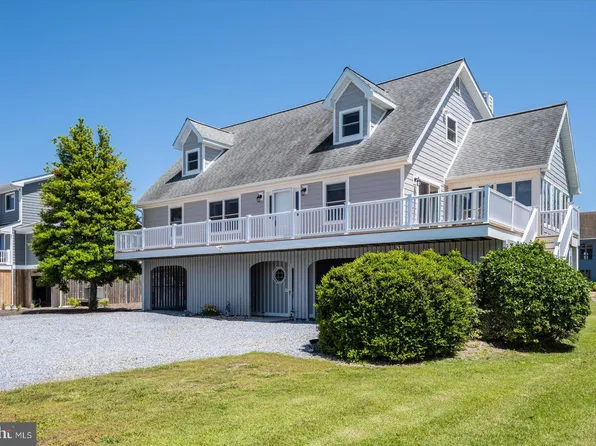 39047 Bayfront Dr, Ocean View, DE 19970