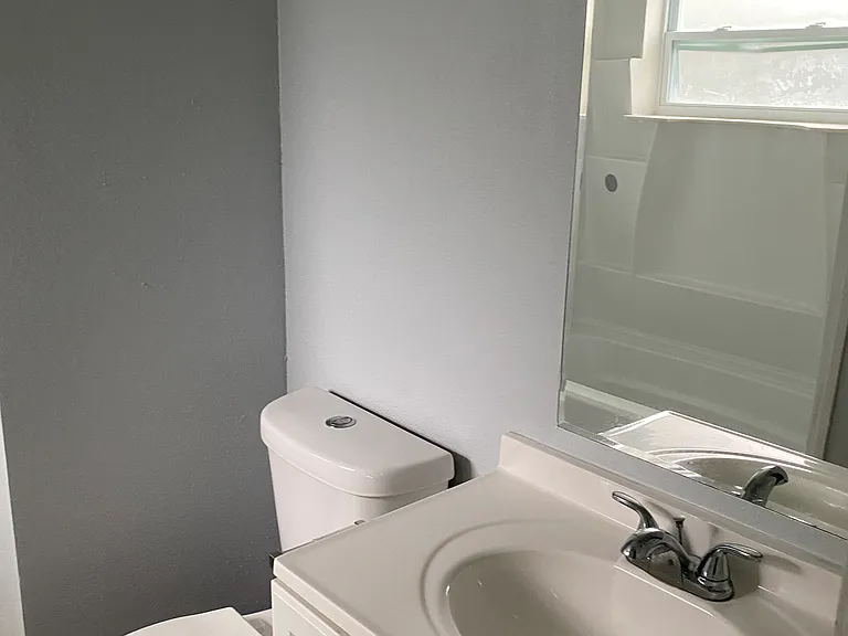 Main bathroom