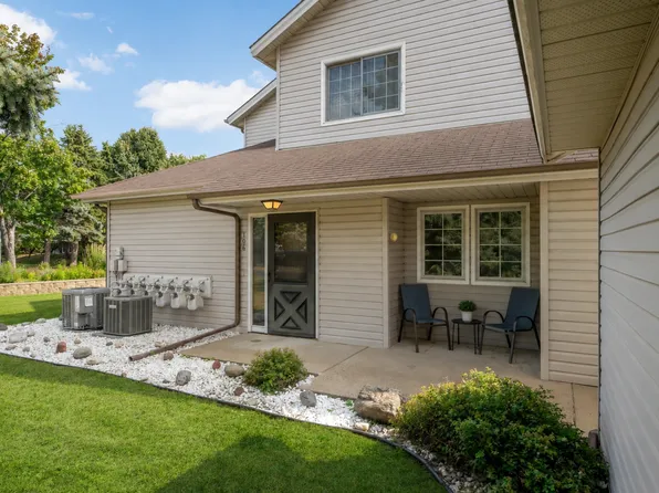 4061 Maureen Dr NE #106NE, Minneapolis, MN 55421