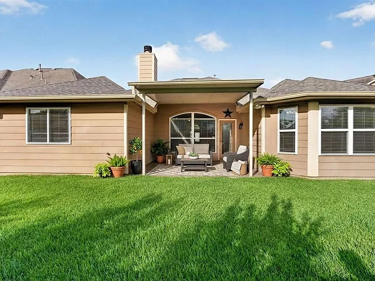 10103 Sweet Willow Ln — Photo 32