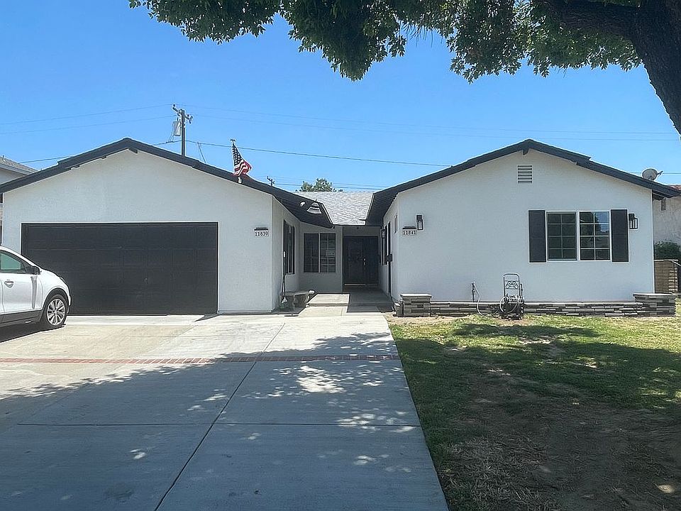 1st image of 11839 Crystal Ave #11841