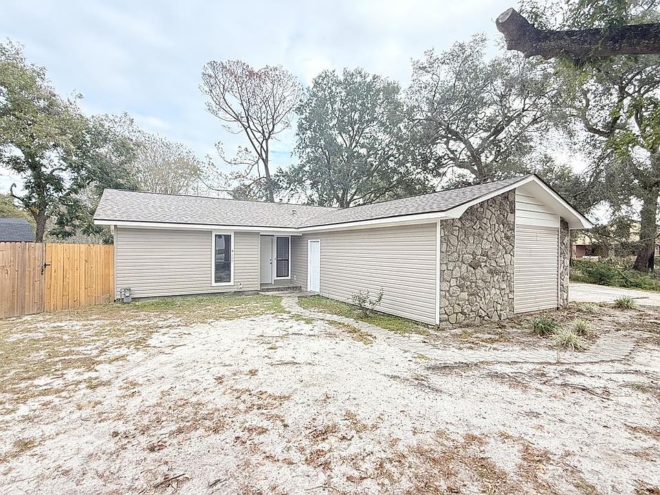 1st image of 4107 Martha Pl