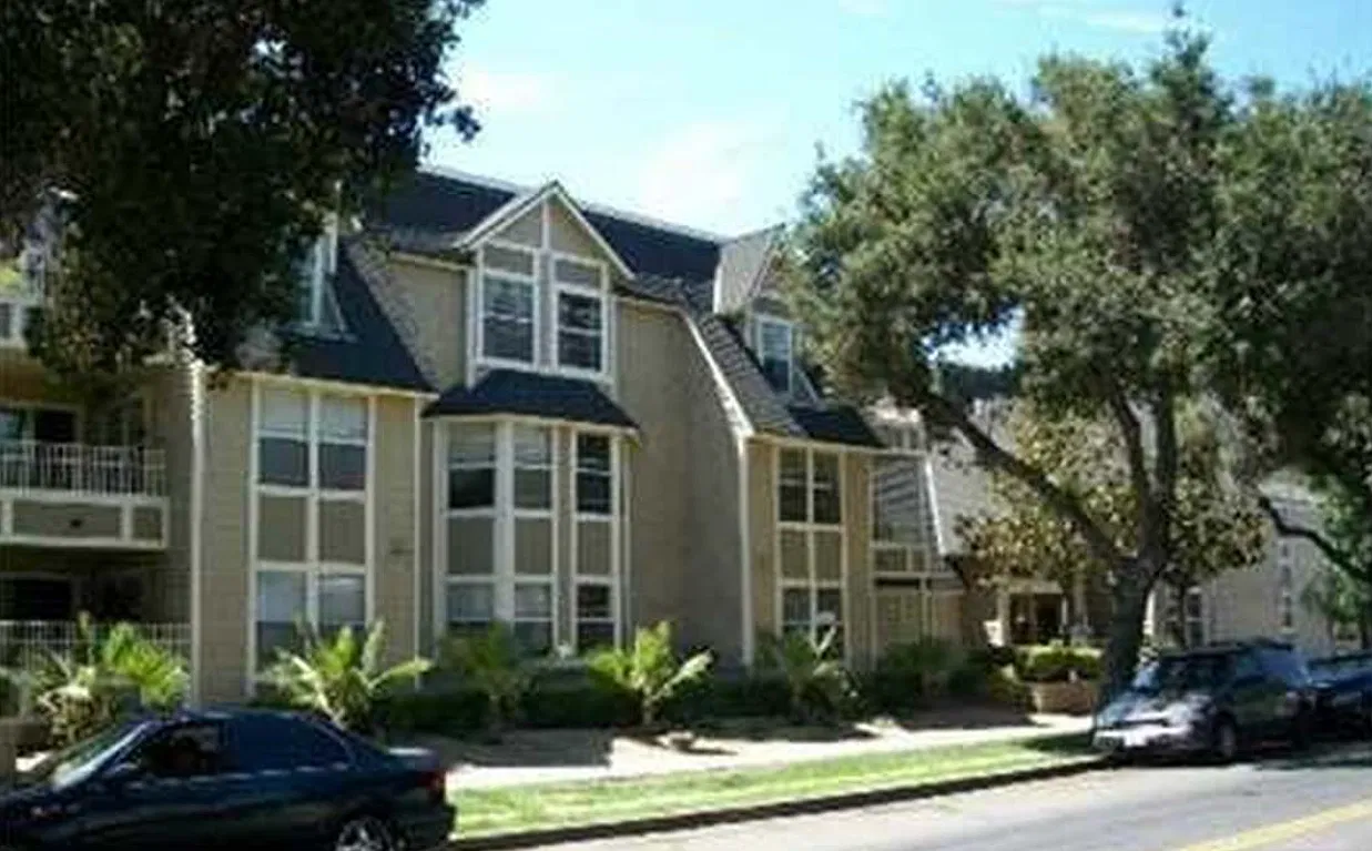1 bed, 165 sqft, $1,500 — Photo 1