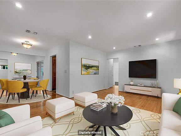 3rd image of 5834 Shoshone Ave