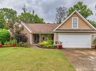 835 Custom Ln, Winder, GA 30680