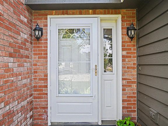3rd image of N51W16945 Fair Oak PARKWAY