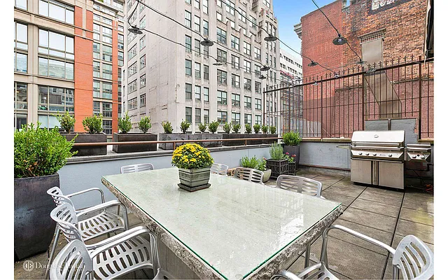 Sold by Douglas Elliman | media 18