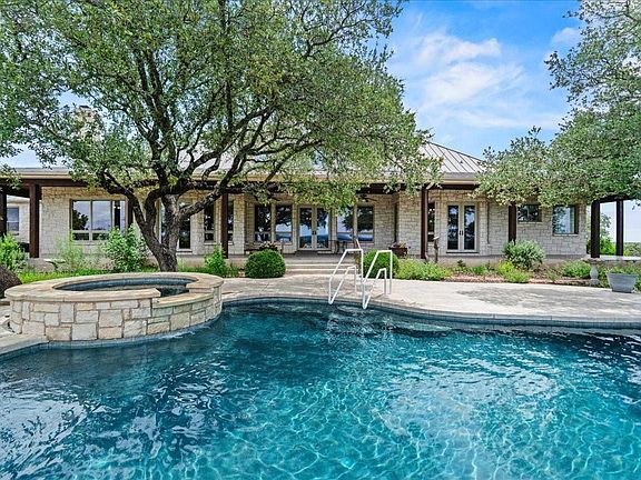 4th image of 167 Wimberley Ranch Dr