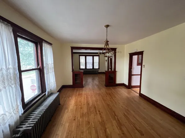 4600 S Francisco Ave Floor 2, Chicago, IL 60632