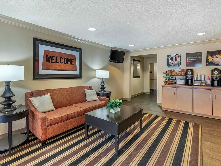 Lobby and Guest Check-in