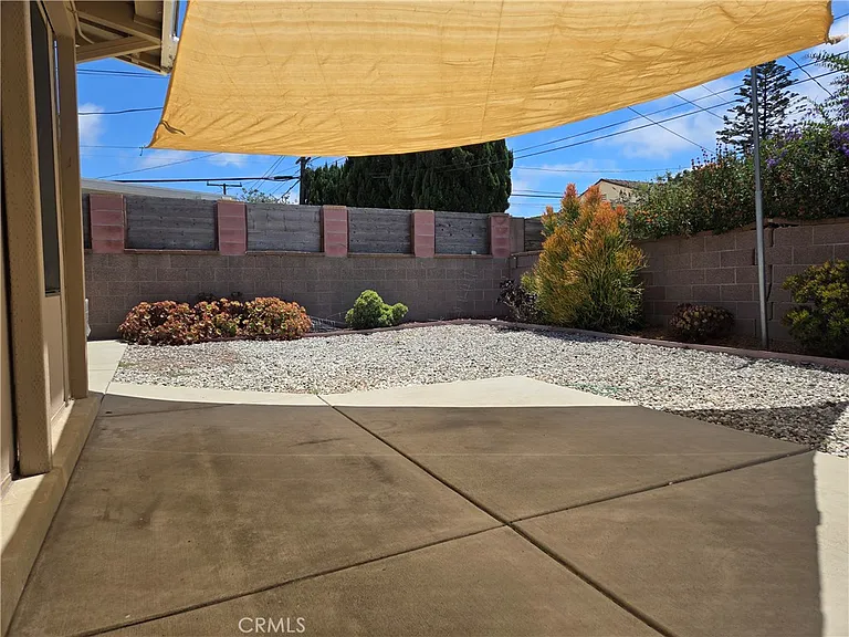 18717 Cranbrook Ave — Photo 19