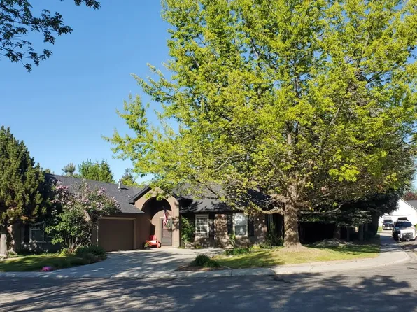 690 N Caracaras Pl, Eagle, ID 83616