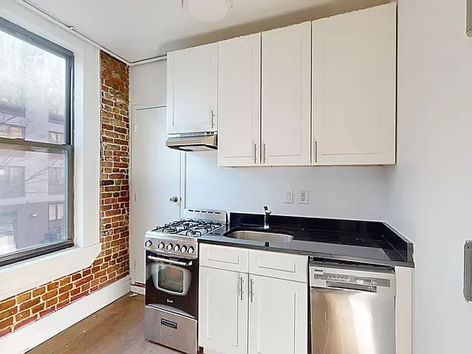 2nd image of 150 E 3rd St Unit 14