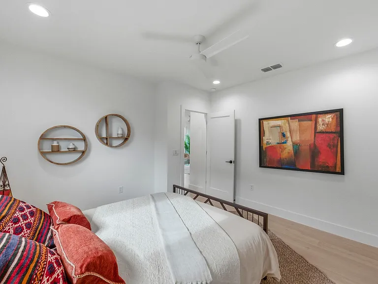 1199 Coleto St — Photo 13