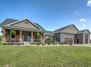 12207 Enzian Rd, Plainwell, MI 49080