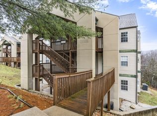 4 Woodpecker Ln APT 4, Branson, MO 65616