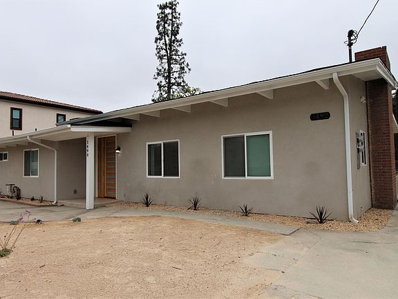 3rd image of 1490 Arroyo Ave