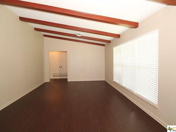 2nd image of 78 Oakmont Cir