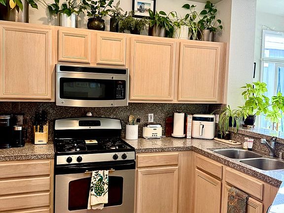 4th image of 4774 Cedarhill Ln