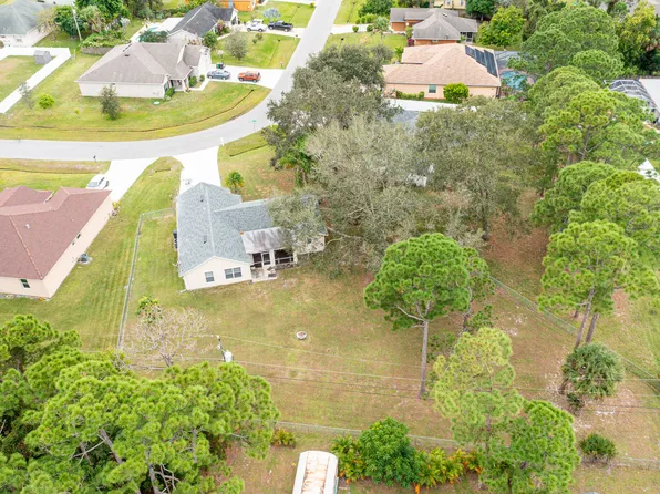 1997 SW Swift Avenue, Port St Lucie, FL 34953