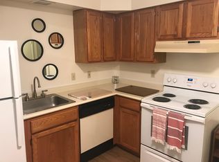 38 Smith Bridge Rd APT 2, Saratoga Springs, NY 12866