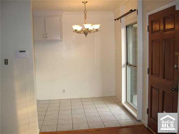 4th image of 438 Cedar Ave #B101